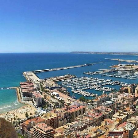 Appartamento Ático con terraza en el centro de Alicante Esterno foto