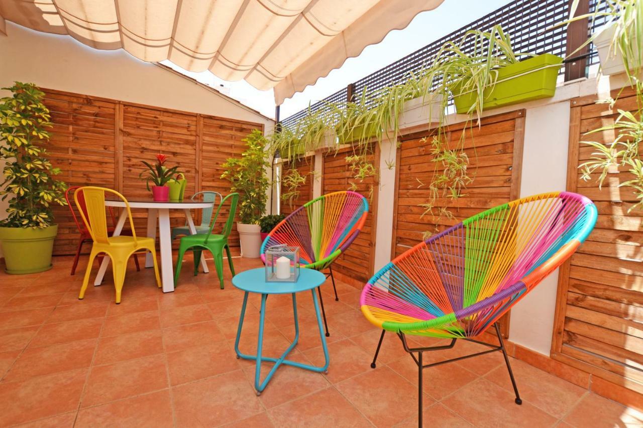 Appartamento Ático con terraza en el centro de Alicante Esterno foto