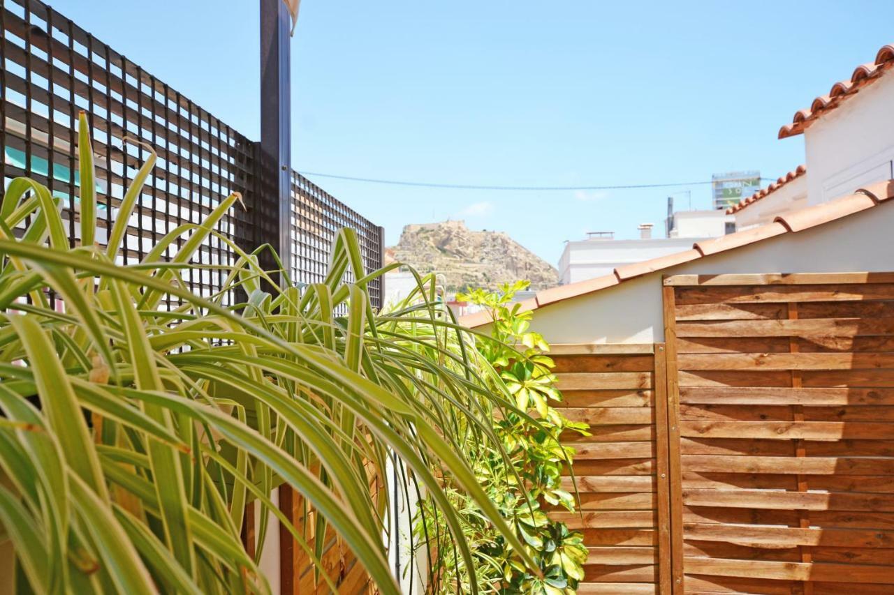 Appartamento Ático con terraza en el centro de Alicante Esterno foto